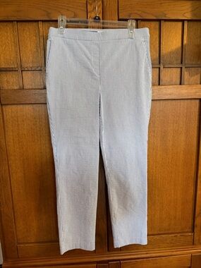 Carolina Belle Blue & White Seersucker Capris